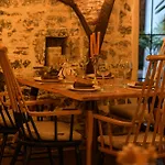 Atelier Boutique Отель *