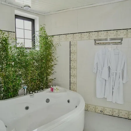 Hotel Atelier Boutique *