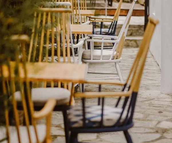 Atelier Boutique Hotel *